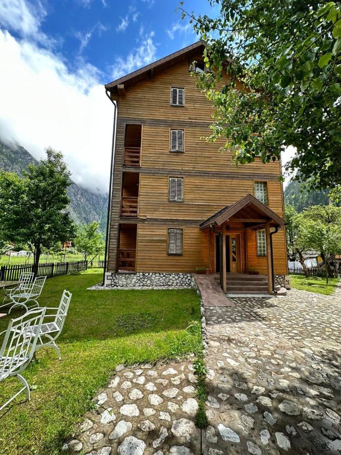 Residence Quku Valbones Exterior foto
