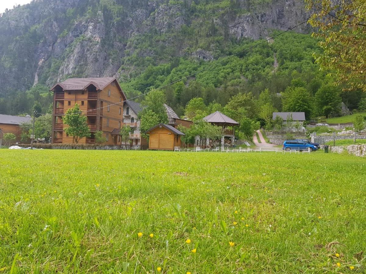 Residence Quku Valbones Exterior foto